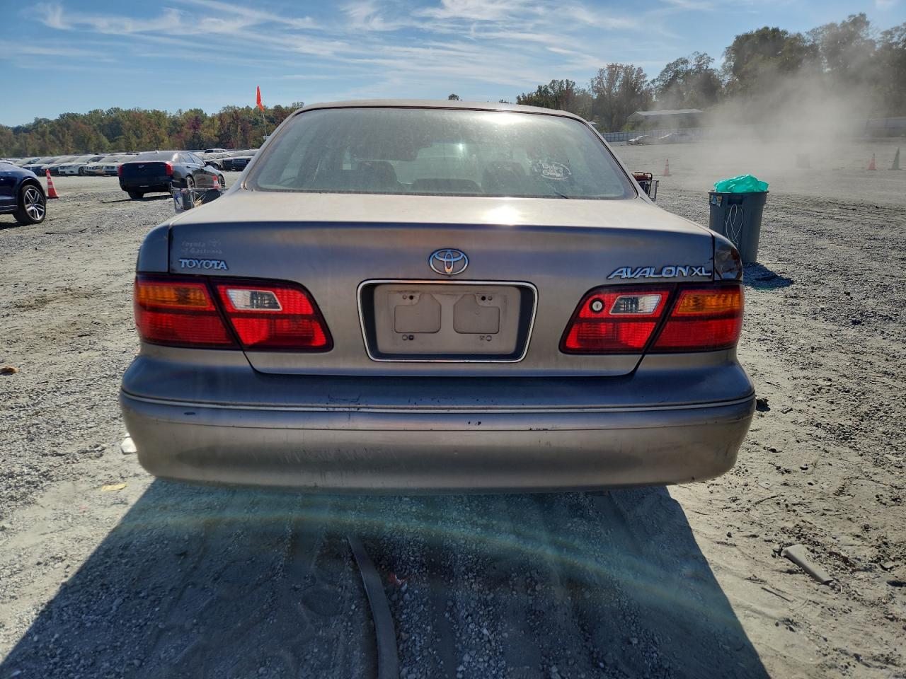 1999 Toyota Avalon Xl VIN: 4T1BF18B2XU330708 Lot: 86687795