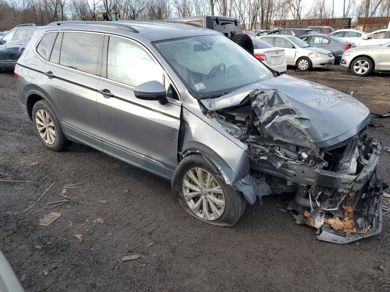 3VV2B7AX0JM058682 2018 Volkswagen Tiguan Se