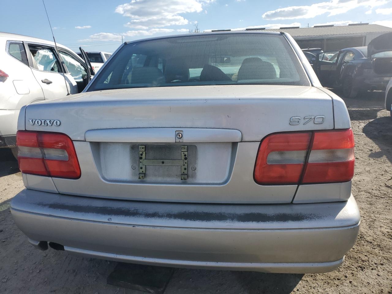 1999 Volvo S70 VIN: YV1LS55A9X2619260 Lot: 63516254