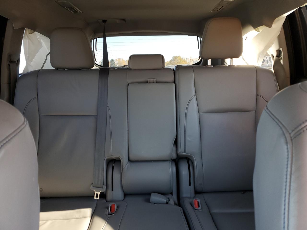 2015 Toyota Highlander Xle VIN: 5TDJKRFHXFS124492 Lot: 77354723