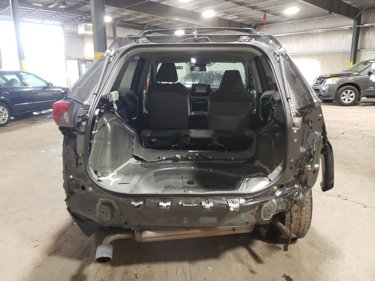 2T3P1RFV9NC270030 2022 Toyota Rav4 Xle