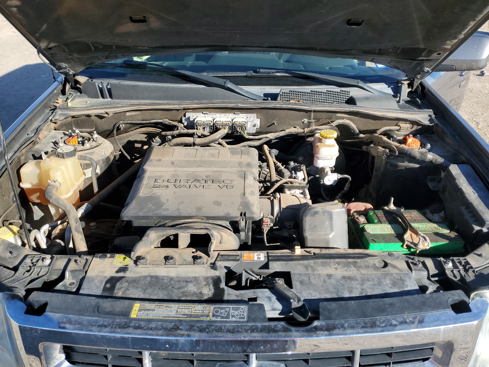 1FMCU0EG0AKB35262 2010 Ford Escape Limited