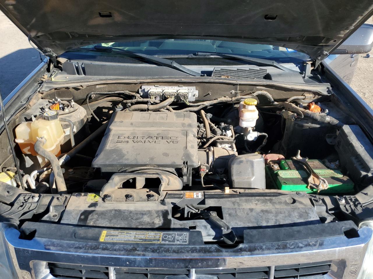 2010 Ford Escape Limited VIN: 1FMCU0EG0AKB35262 Lot: 61082974