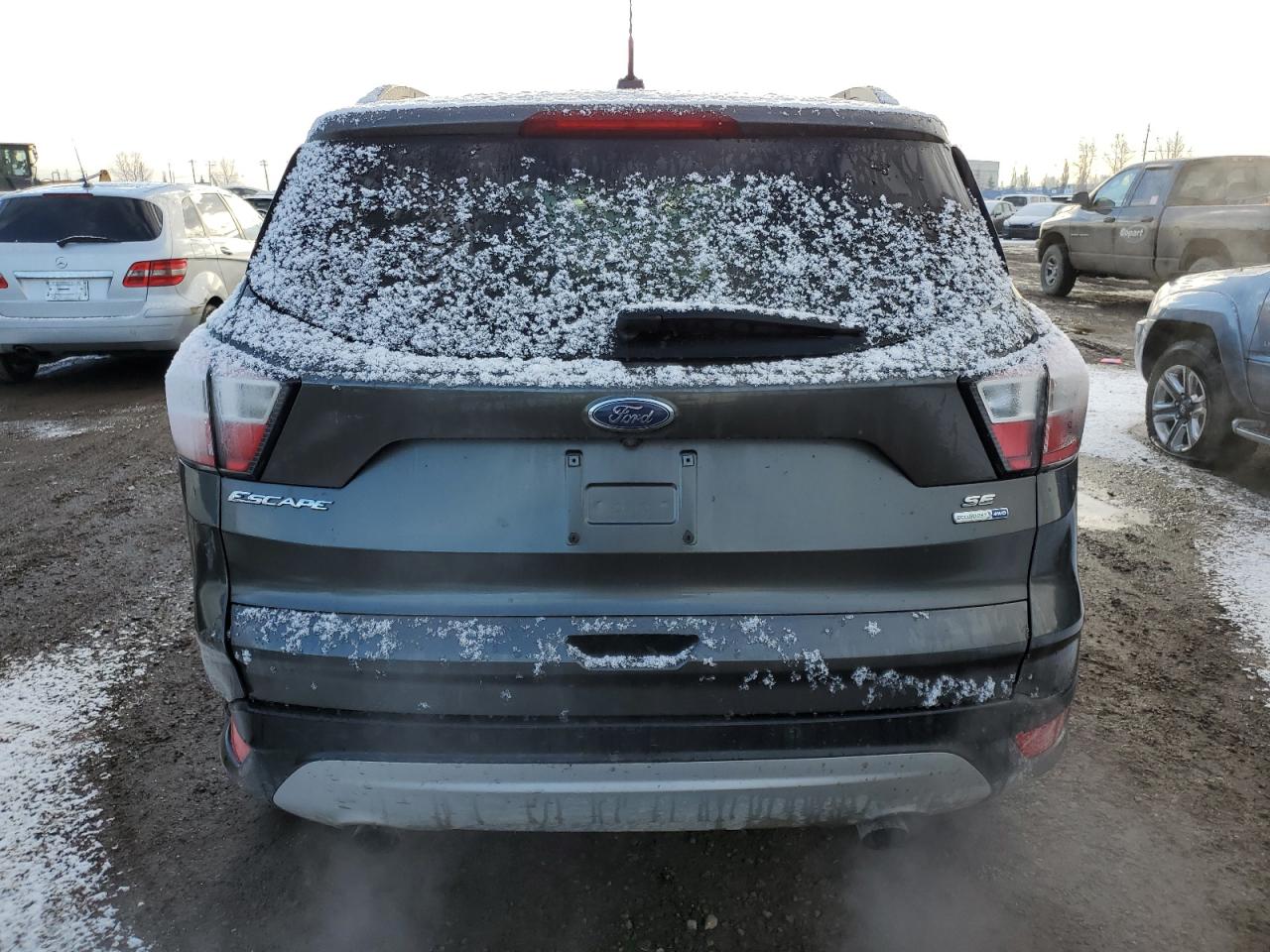 2017 Ford Escape Se VIN: 1FMCU9GDXHUC15691 Lot: 72815723