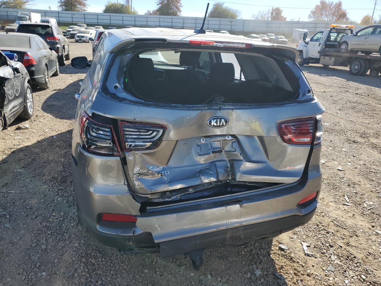 2019 Kia Sorento L VIN: 5XYPG4A34KG547005 Lot: 76169253