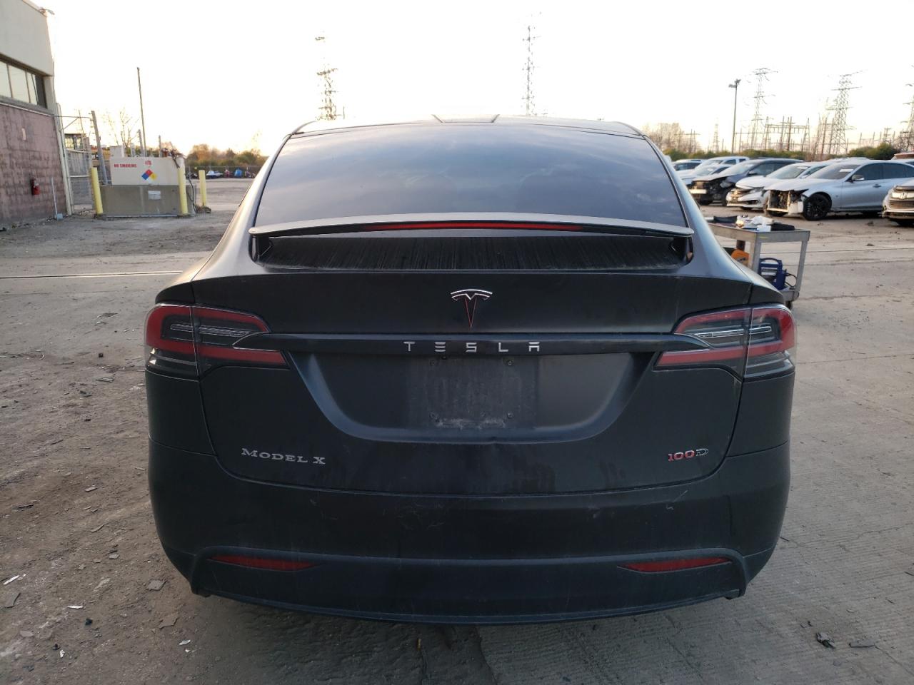 5YJXCAE21JF123086 2018 Tesla Model X