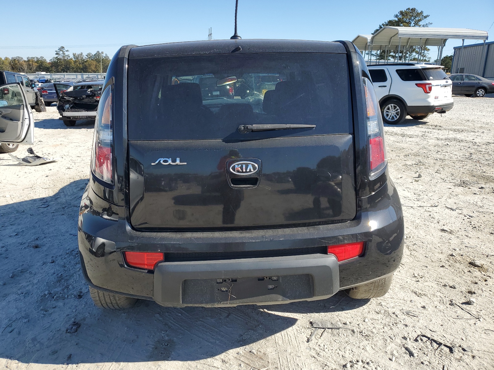 KNDJT2A22B7316159 2011 Kia Soul +