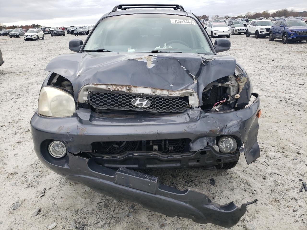 2003 Hyundai Santa Fe - Image 5