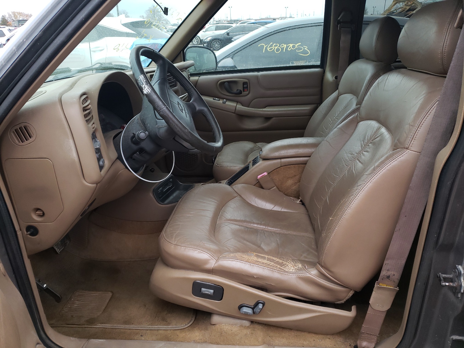 1GNDT13W1W2214160 1998 Chevrolet Blazer