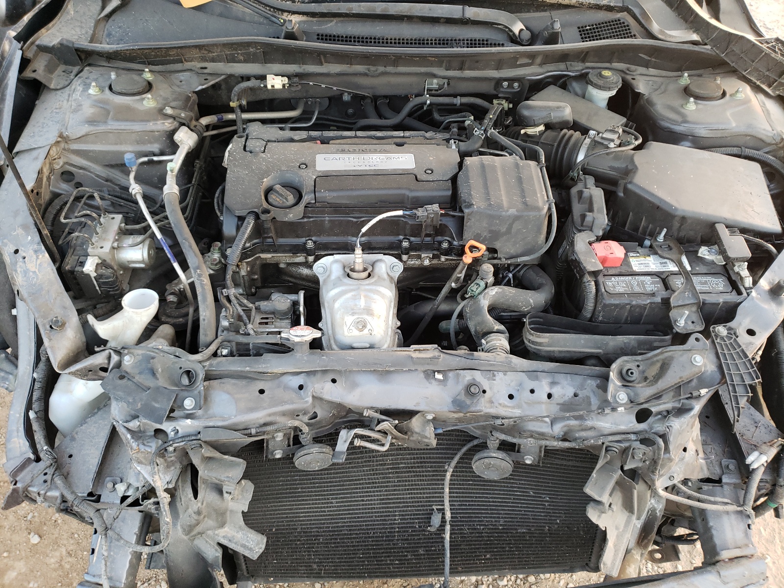 1HGCR2F33FA042358 2015 Honda Accord Lx