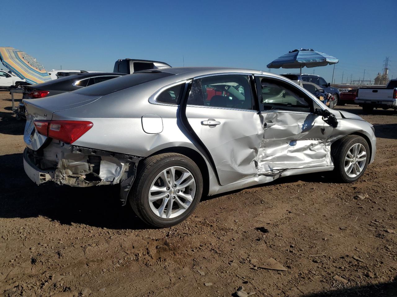 1G1ZD5ST9JF138417 2018 Chevrolet Malibu Lt