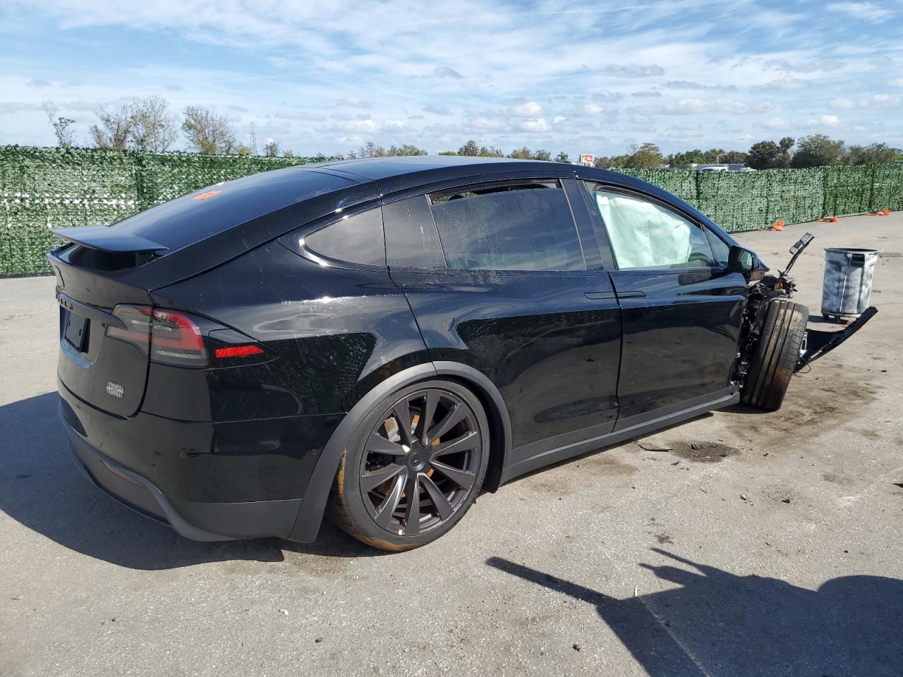 7SAXCBE6XNF353324 2022 Tesla Model X