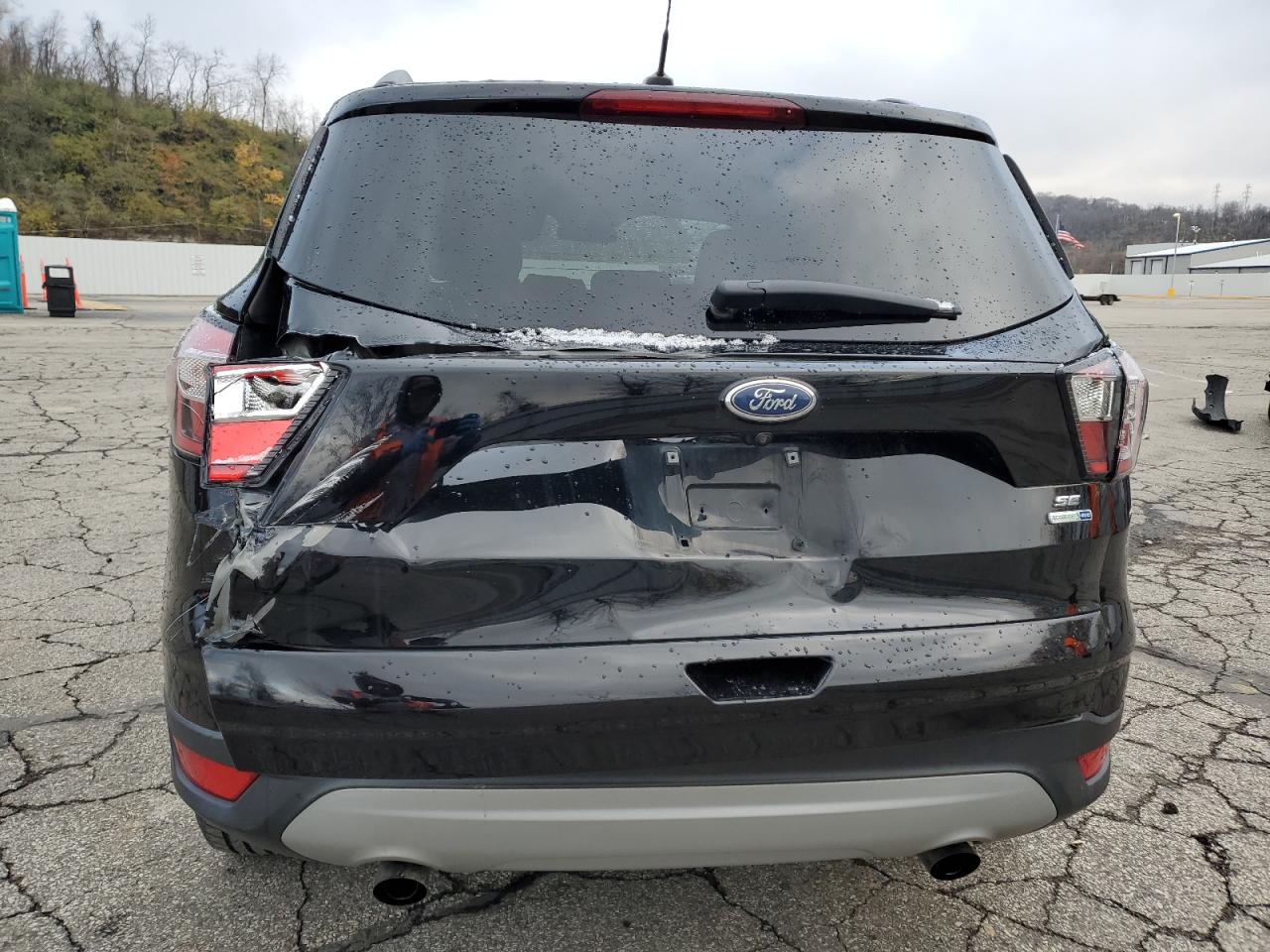 2018 Ford Escape Se VIN: 1FMCU9GDXJUD13402 Lot: 61193484