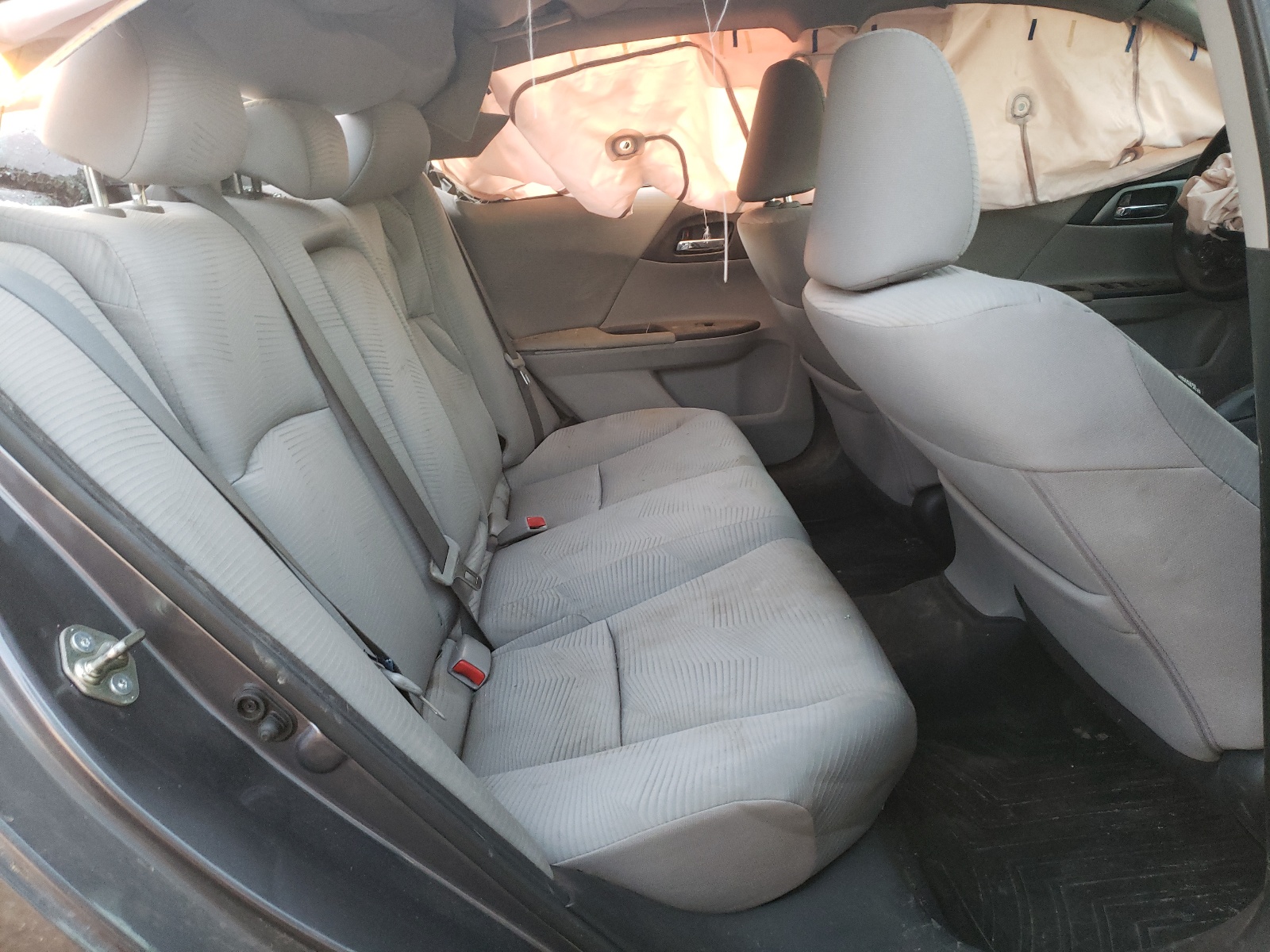 1HGCR2F33FA042358 2015 Honda Accord Lx