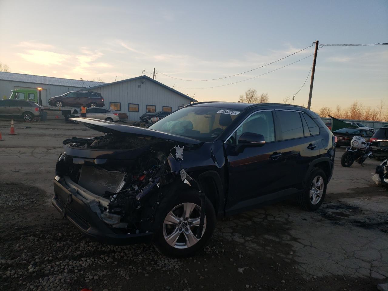 2T3P1RFV4MW156255 2021 TOYOTA RAV 4 - Image 1