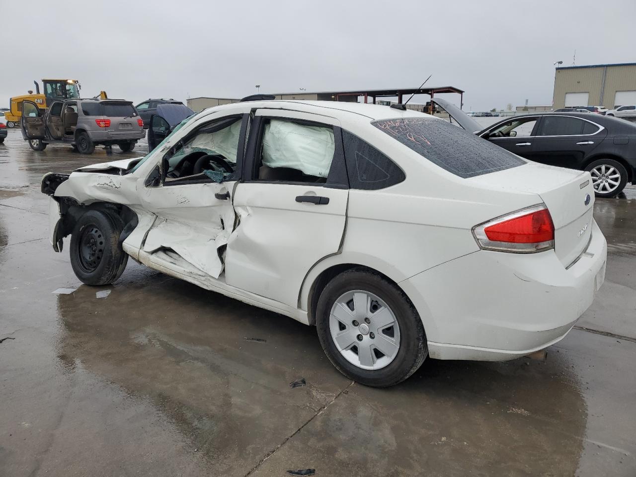 2011 Ford Focus - Image 2
