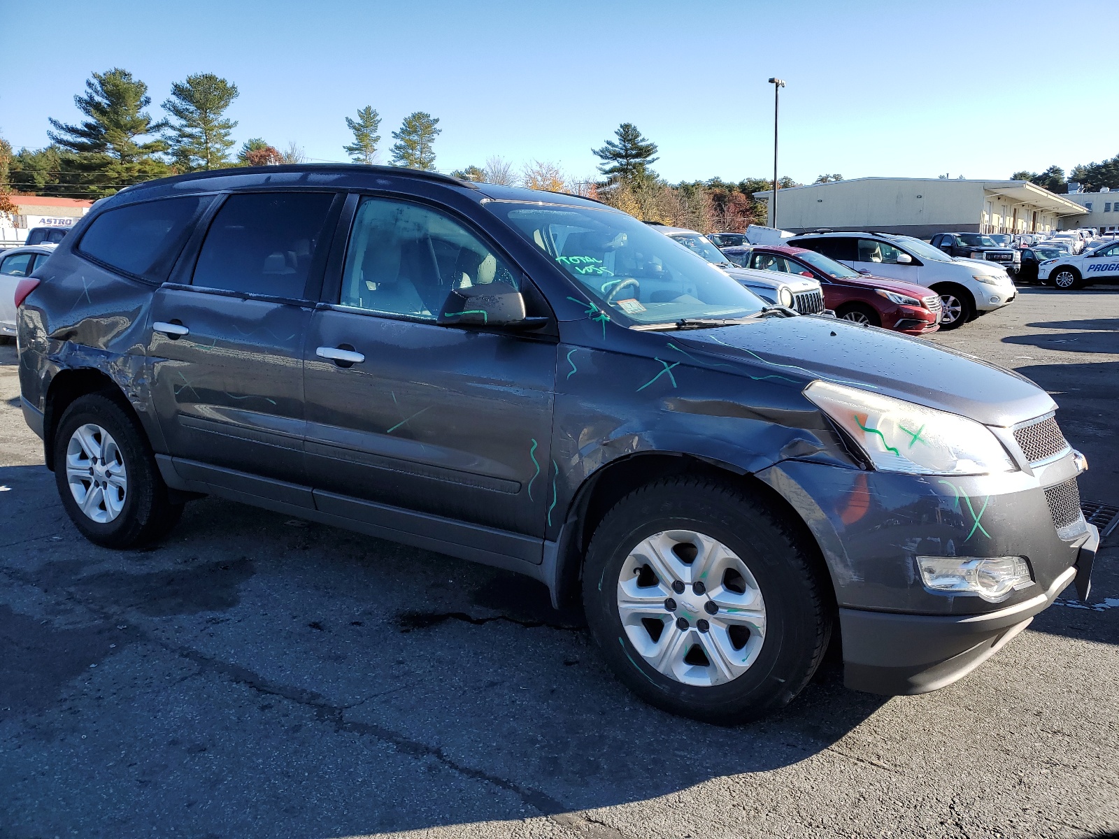 2012 Chevrolet Traverse Ls vin: 1GNKREED3CJ402950