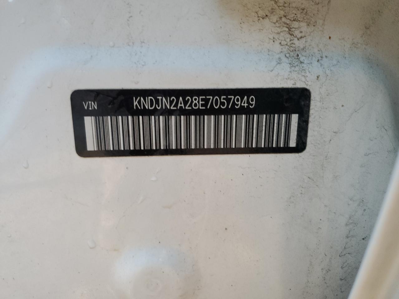 KNDJN2A28E7057949 2014 Kia Soul