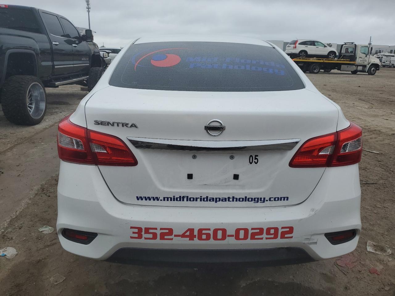 2017 Nissan Sentra - Image 6