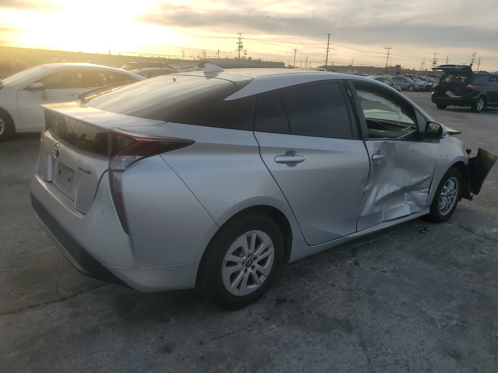 2016 Toyota Prius vin: JTDKBRFU4G3018219