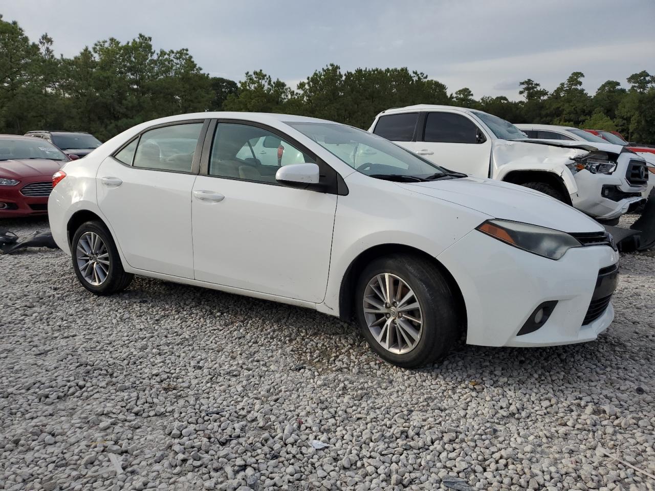 2015 Toyota Corolla L VIN: 5YFBURHE9FP196679 Lot: 75345303