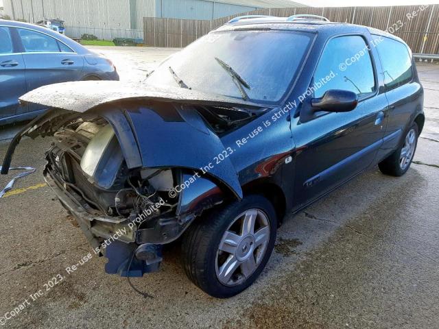 2004 RENAULT CLIO 1.4 16V DYNAMIQUE 3DR for sale at Copart NEWBURY