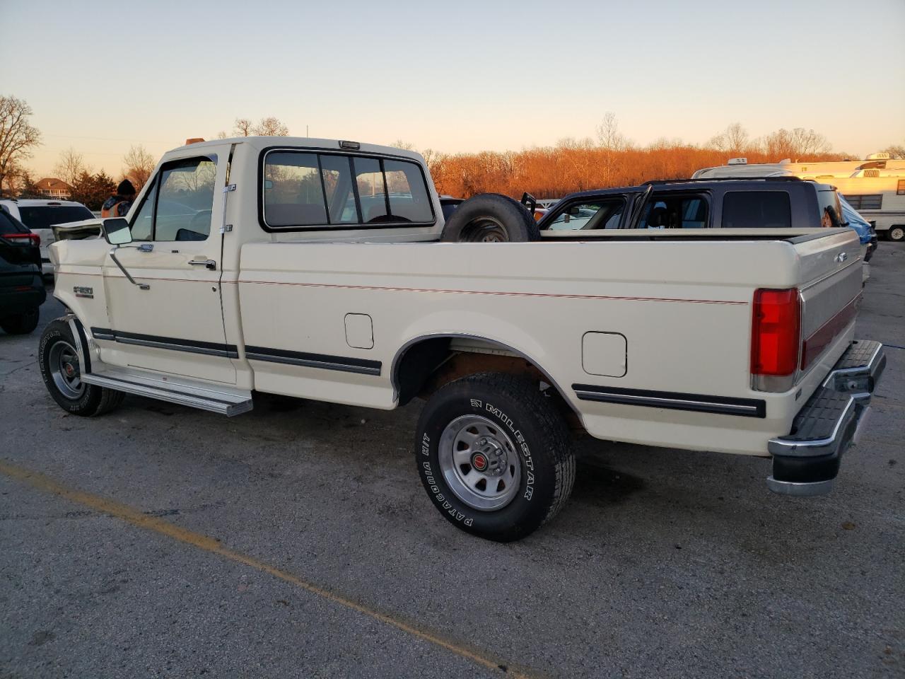 1990 Ford F-150 - Image 2