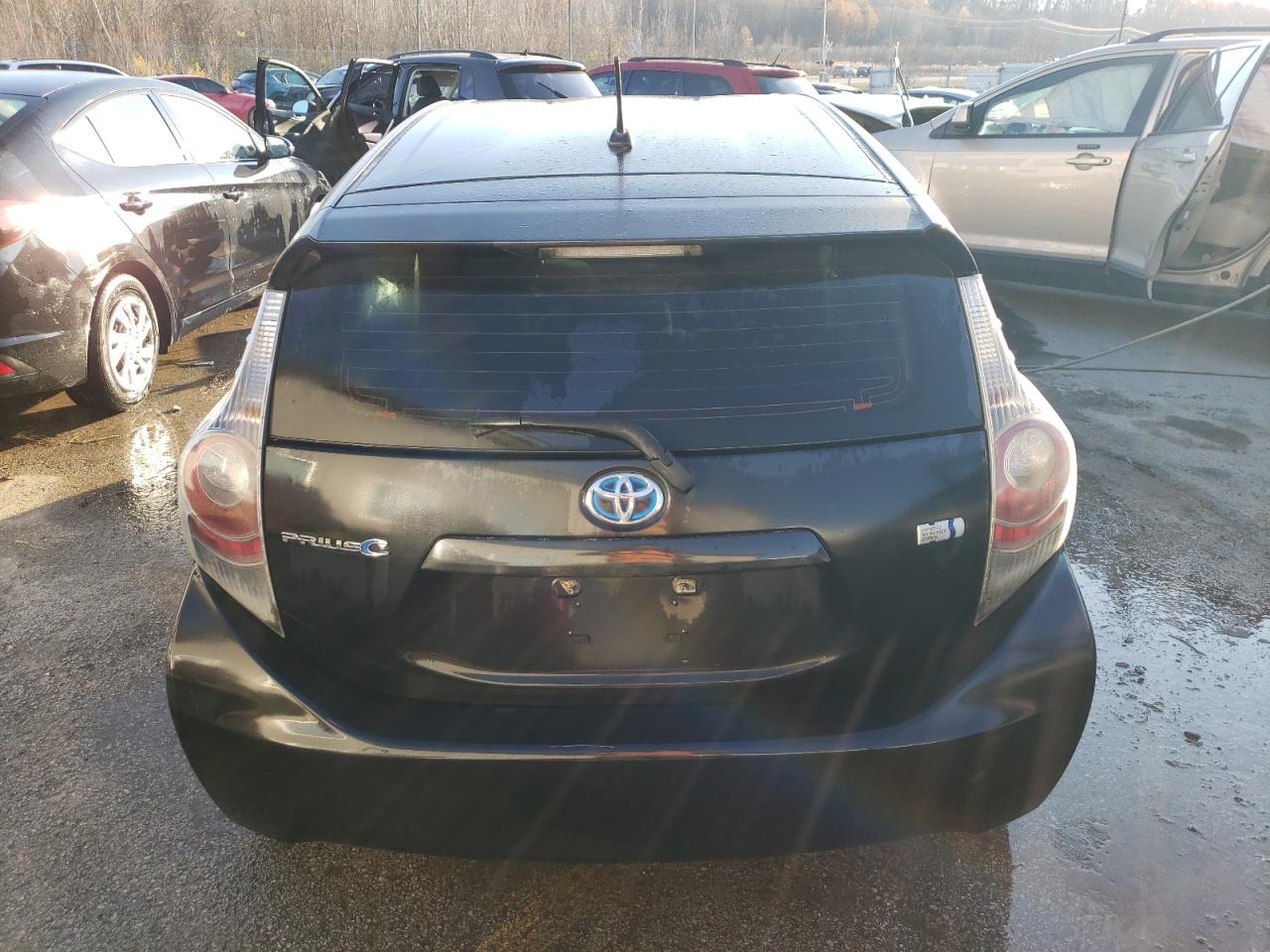 2012 Toyota Prius C VIN: JTDKDTB38C1025670 Lot: 76297333