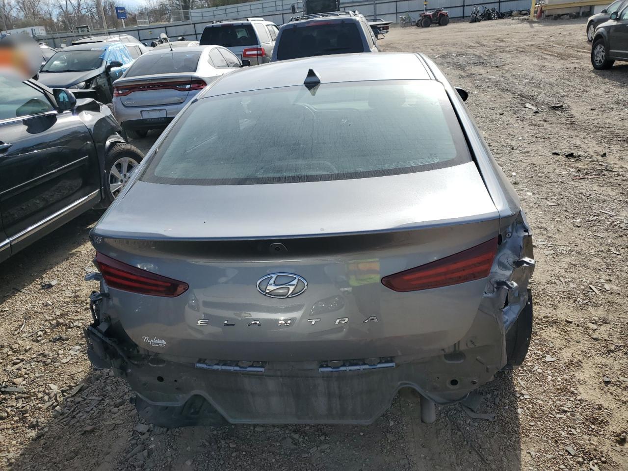 5NPD84LF6KH451358 2019 Hyundai Elantra Sel