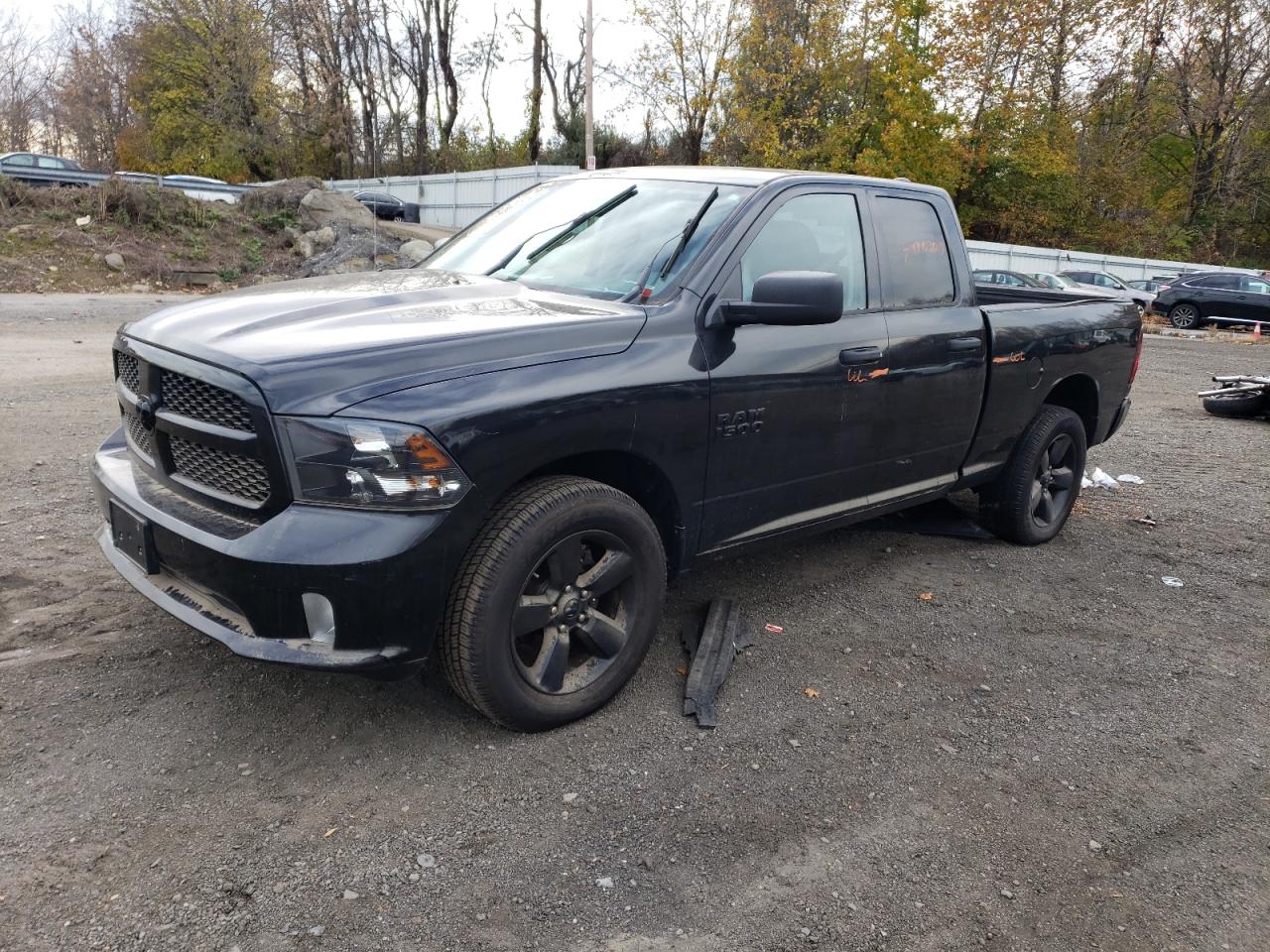 1C6RR7FG2JS285159 2018 Ram 1500 St