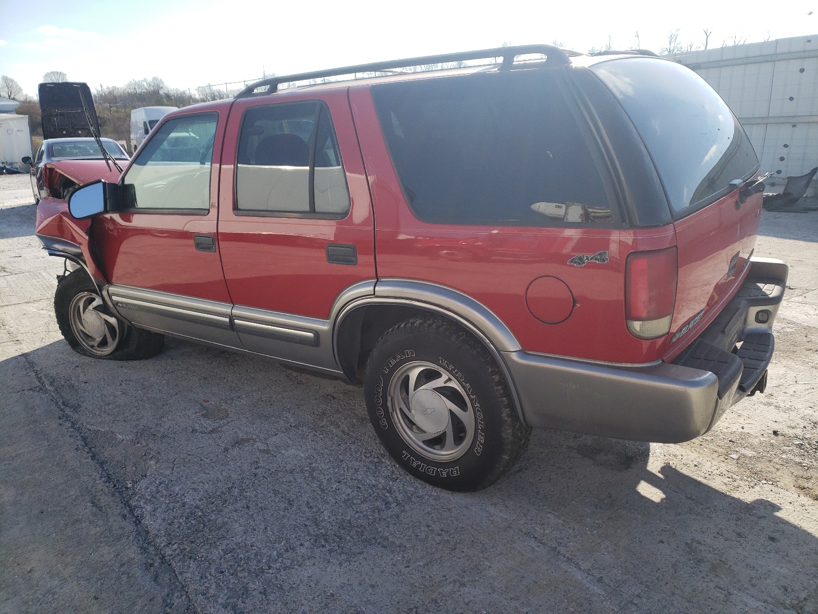 1GNDT13W4Y2165328 2000 Chevrolet Blazer