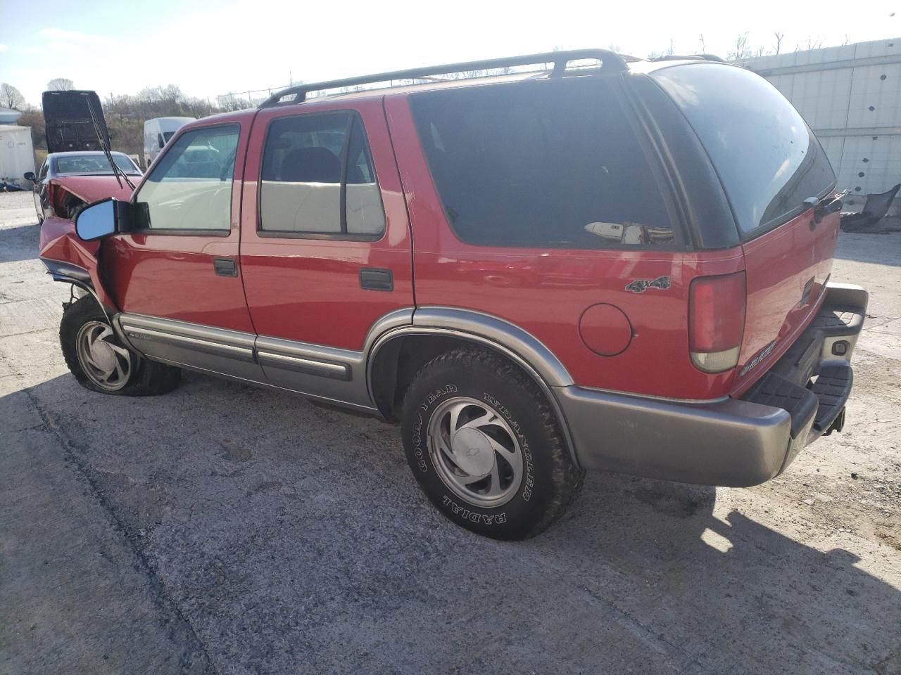 2000 Chevrolet Blazer VIN: 1GNDT13W4Y2165328 Lot: 58001984