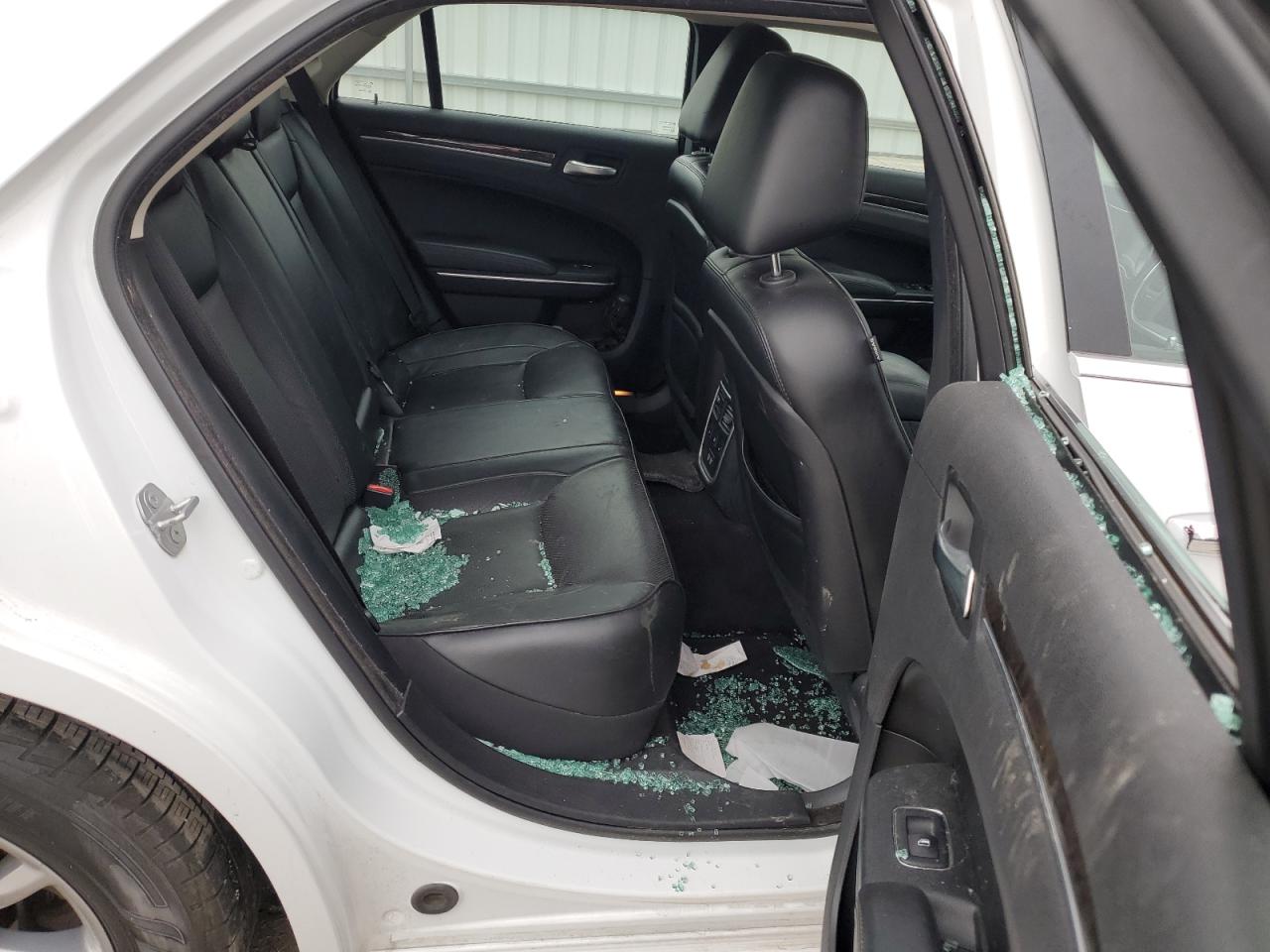 2017 Chrysler 300C VIN: 2C3CCAEG5HH662510 Lot: 74918053