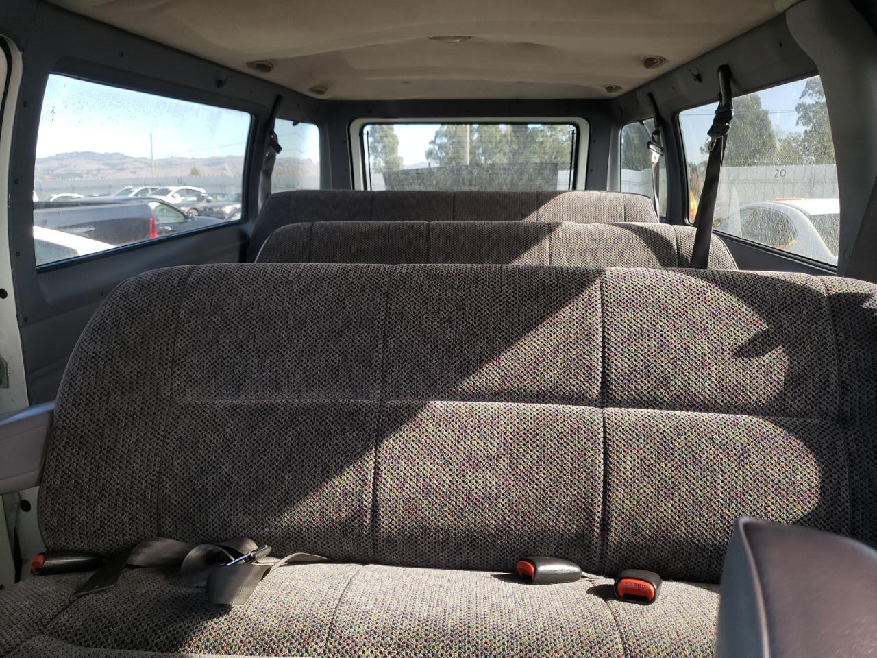 1999 Dodge Ram Wagon B3500 VIN: 2B5WB35Z4XK518451 Lot: 73903083