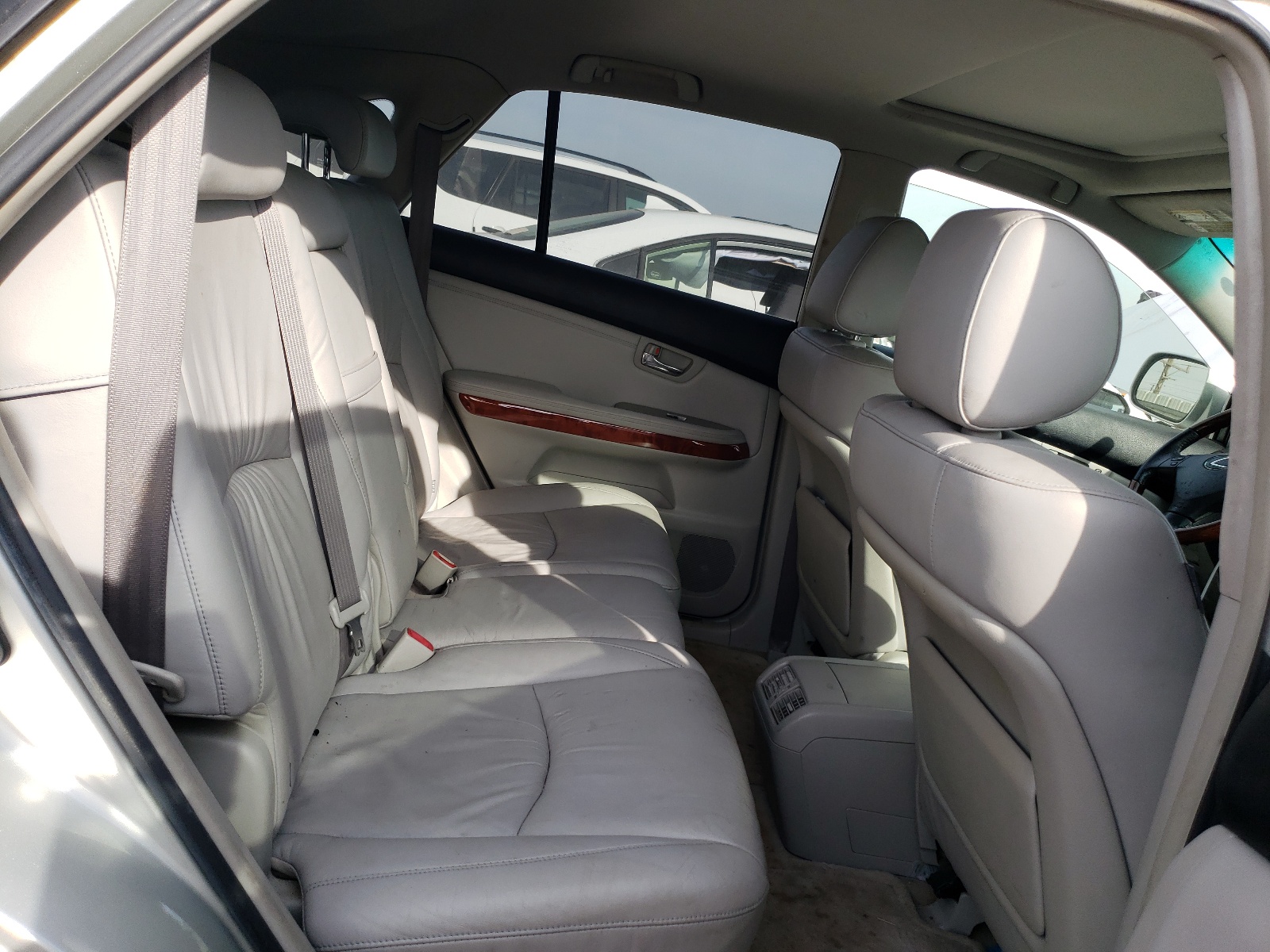 JTJHA31U540036174 2004 Lexus Rx 330