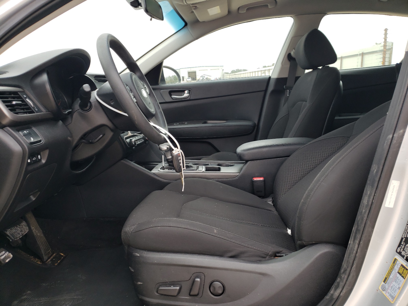 5XXGT4L36JG213005 2018 Kia Optima Lx