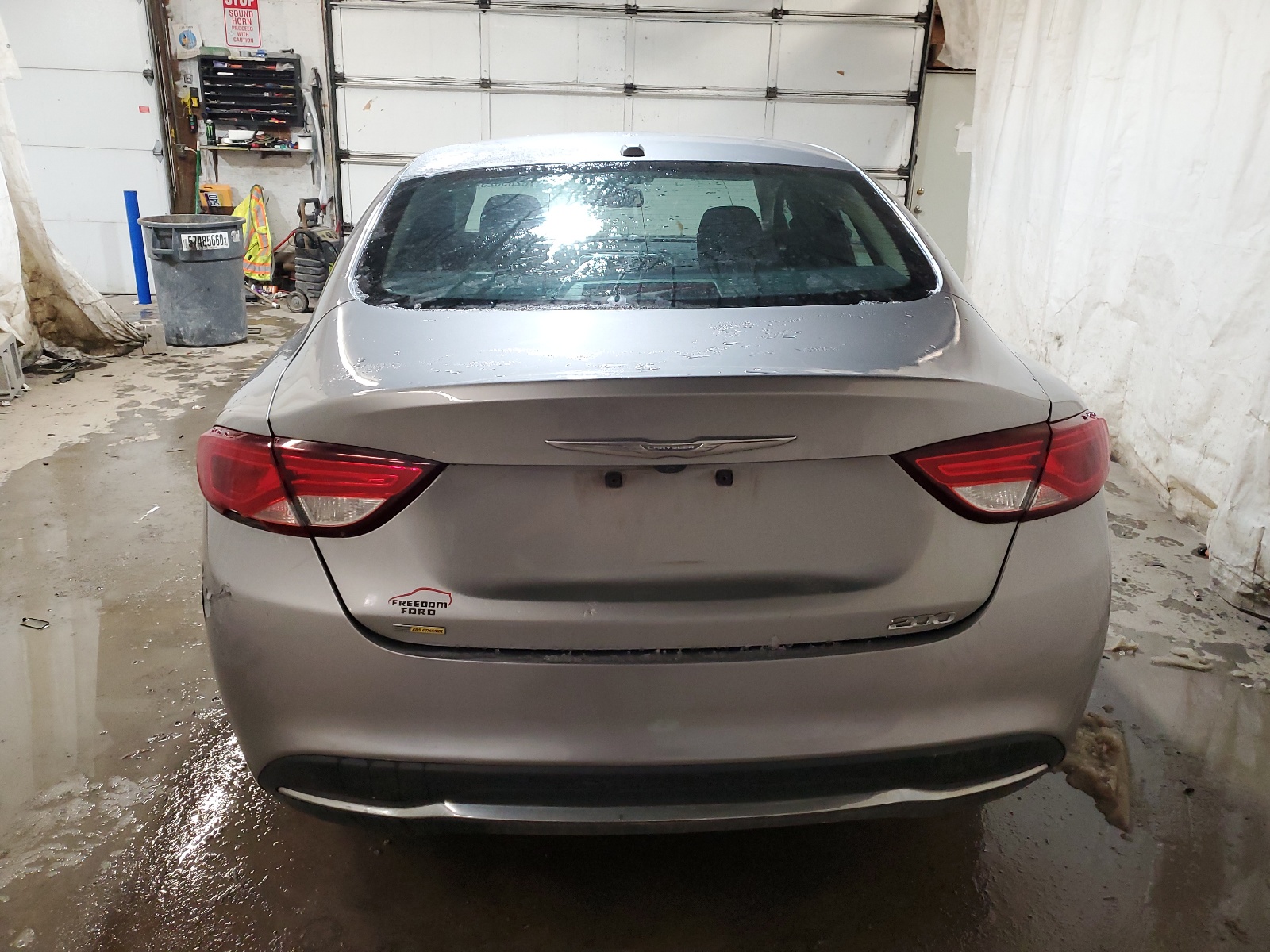 1C3CCCAB1GN131302 2016 Chrysler 200 Limited