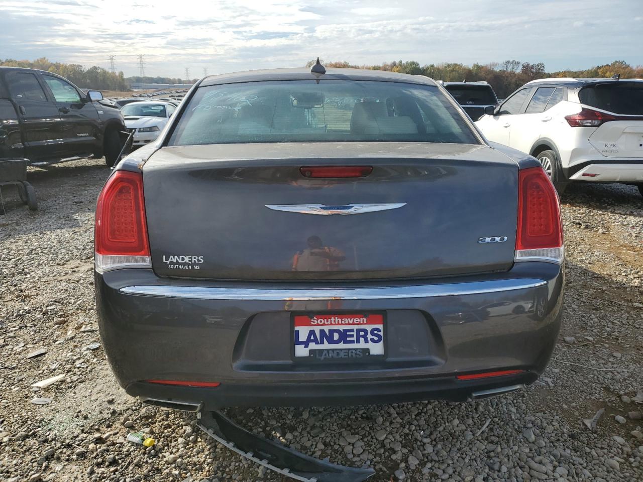 2C3CCAEGXJH151316 2018 Chrysler 300 Limited