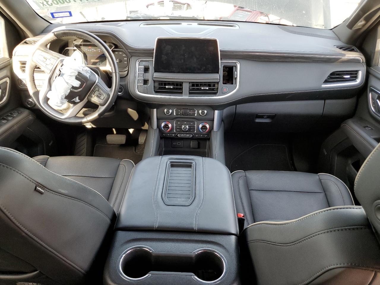 2021 GMC Yukon Xl C1500 Slt VIN: 1GKS1GKD4MR327148 Lot: 71634255