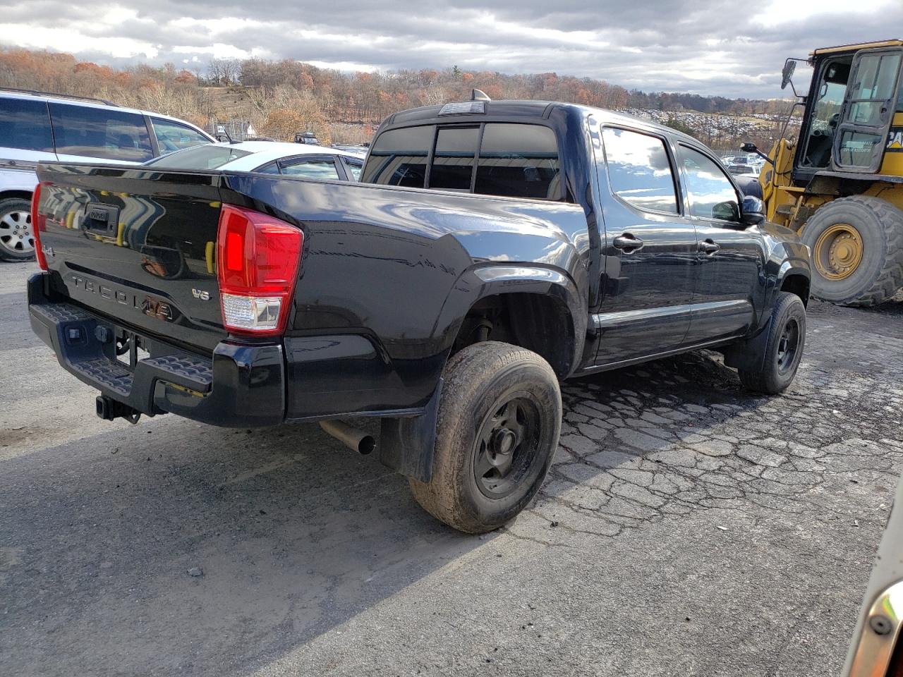 2017 Toyota Tacoma Double Cab VIN: 5TFCZ5AN5HX068257 Lot: 76890123