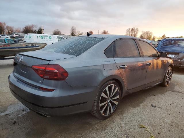  VOLKSWAGEN PASSAT 2018 Угольный