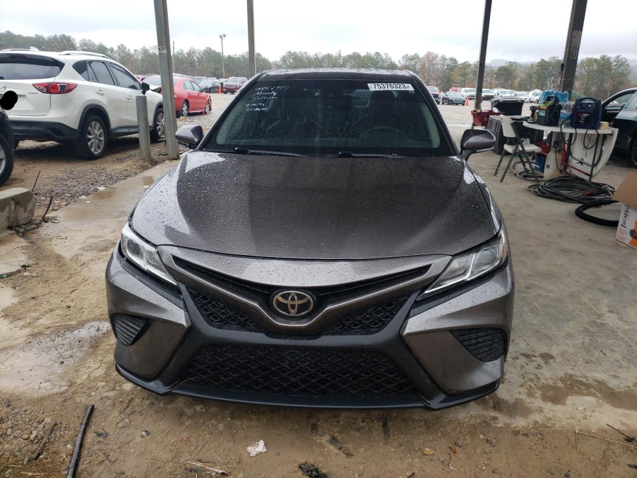 2018 Toyota Camry L VIN: 4T1B11HK5JU554660 Lot: 75376323