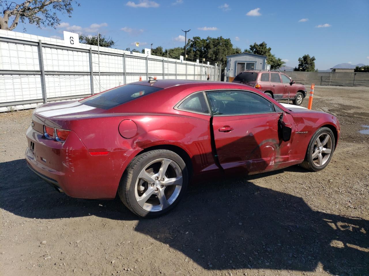 2011 Chevrolet Camaro Lt VIN: 2G1FG1ED8B9122498 Lot: 75205103