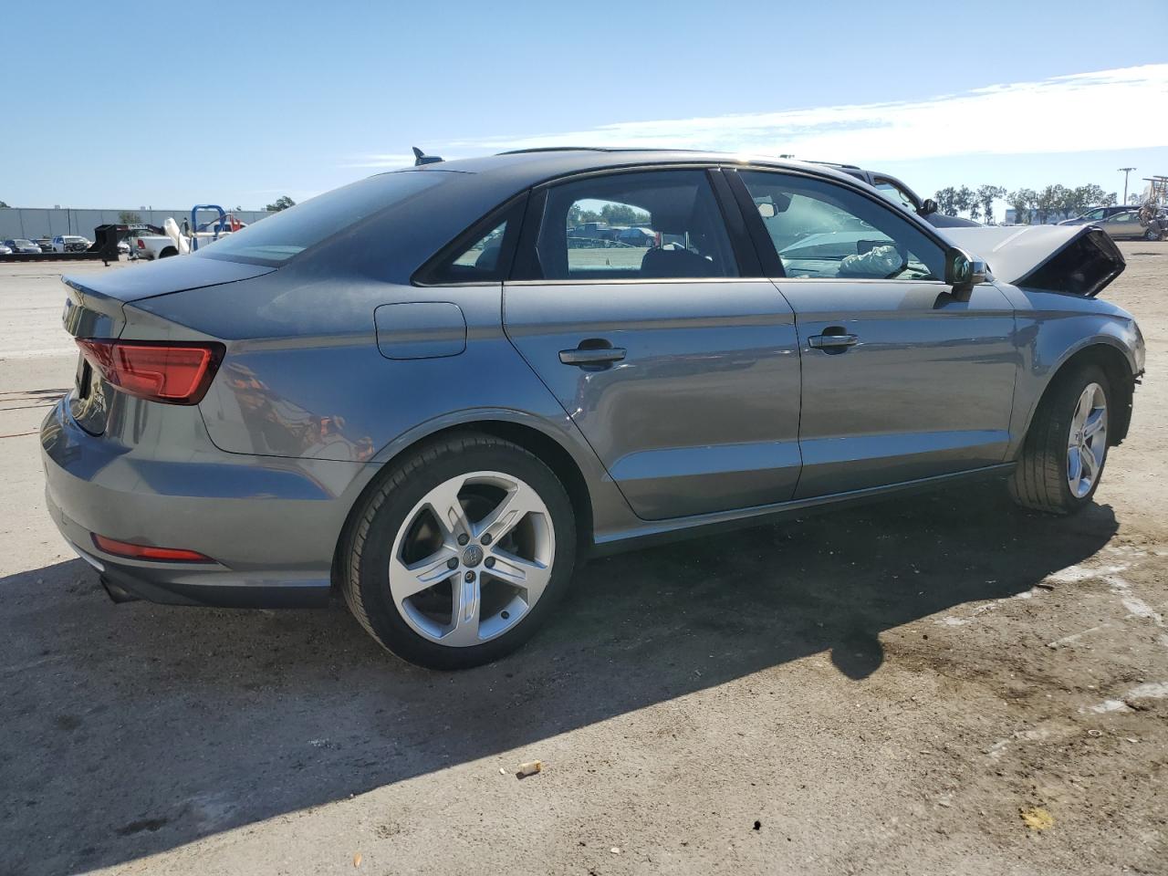 WAUB8GFFXH1025092 2017 Audi A3 Premium