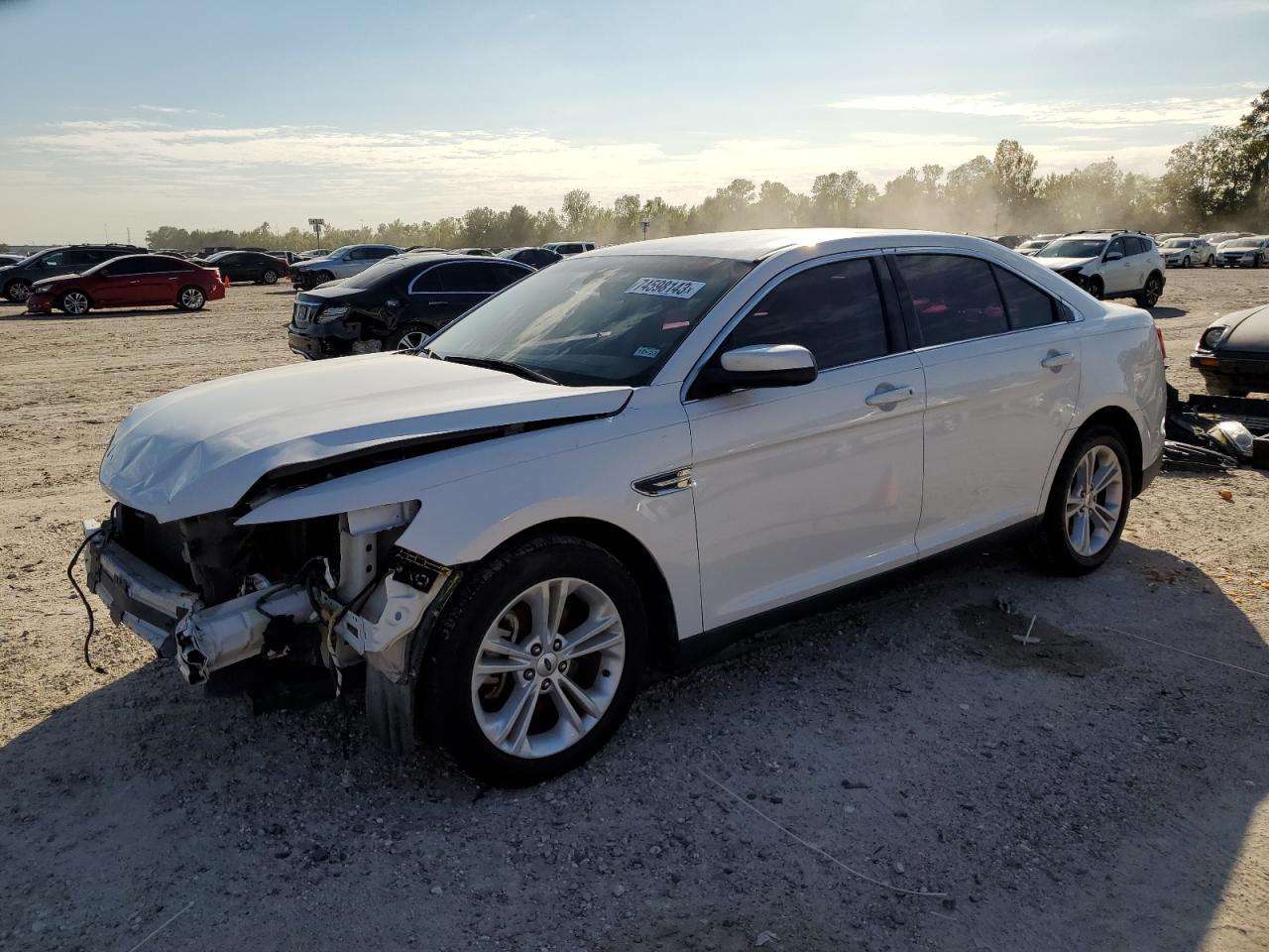 2016 Ford Taurus Sel