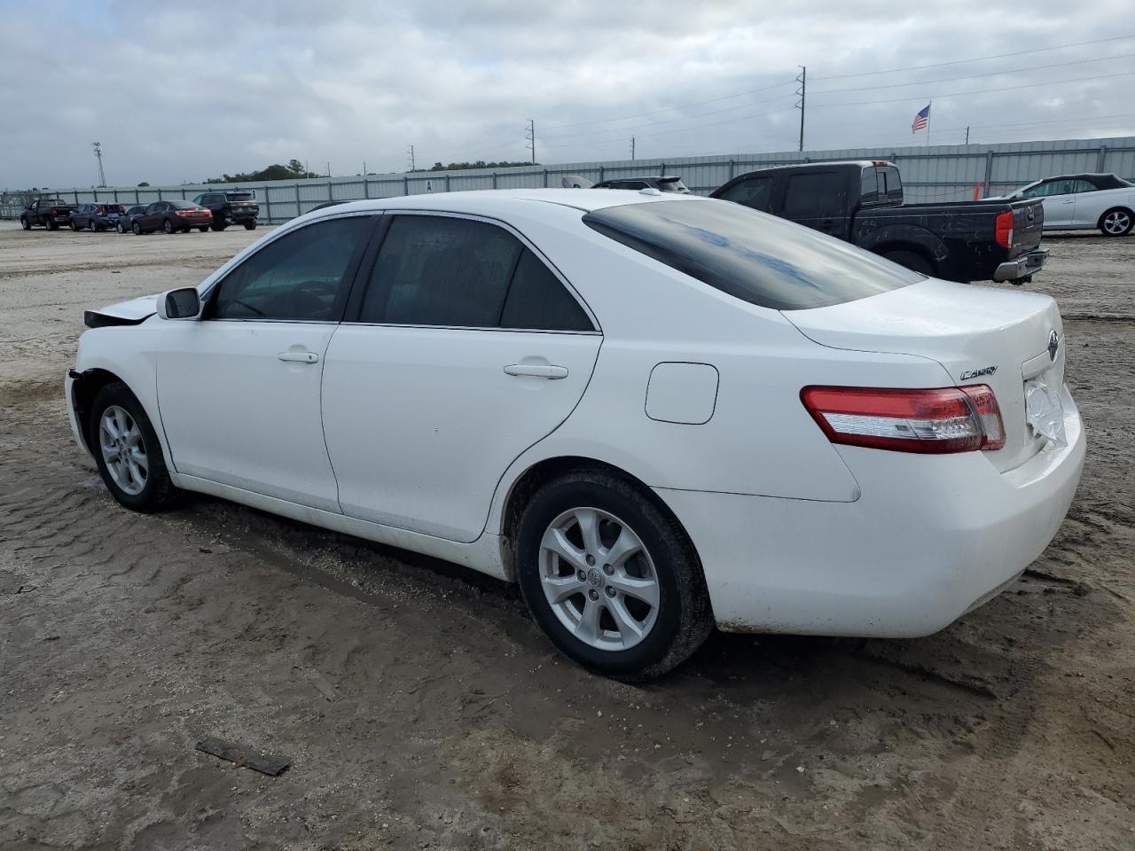 2011 Toyota Camry Base VIN: 4T4BF3EK5BR109036 Lot: 76505023