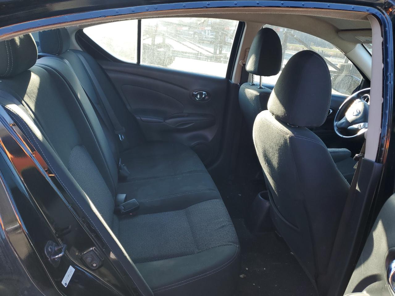 2017 Nissan Versa S VIN: 3N1CN7AP6HL868427 Lot: 85259995