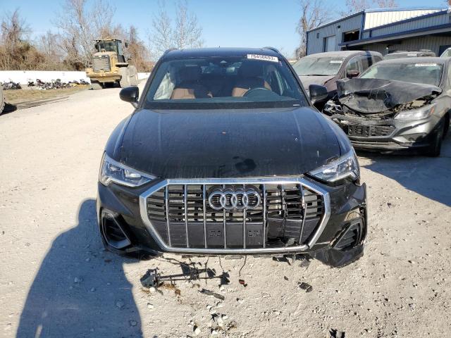  AUDI Q3 2023 Чорний