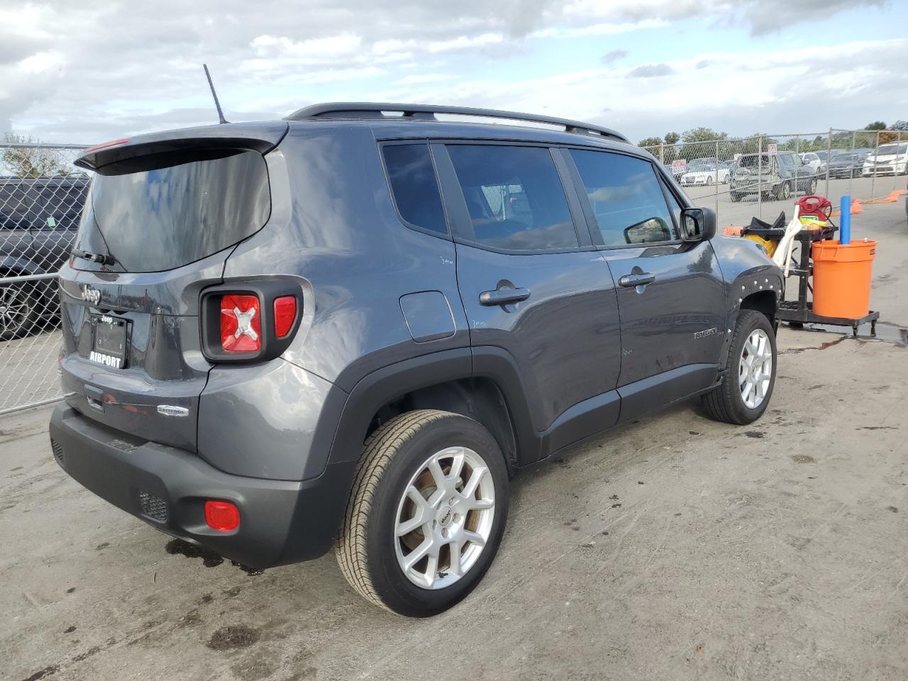 2022 Jeep Renegade Latitude VIN: ZACNJDB11NPN55344 Lot: 75144393