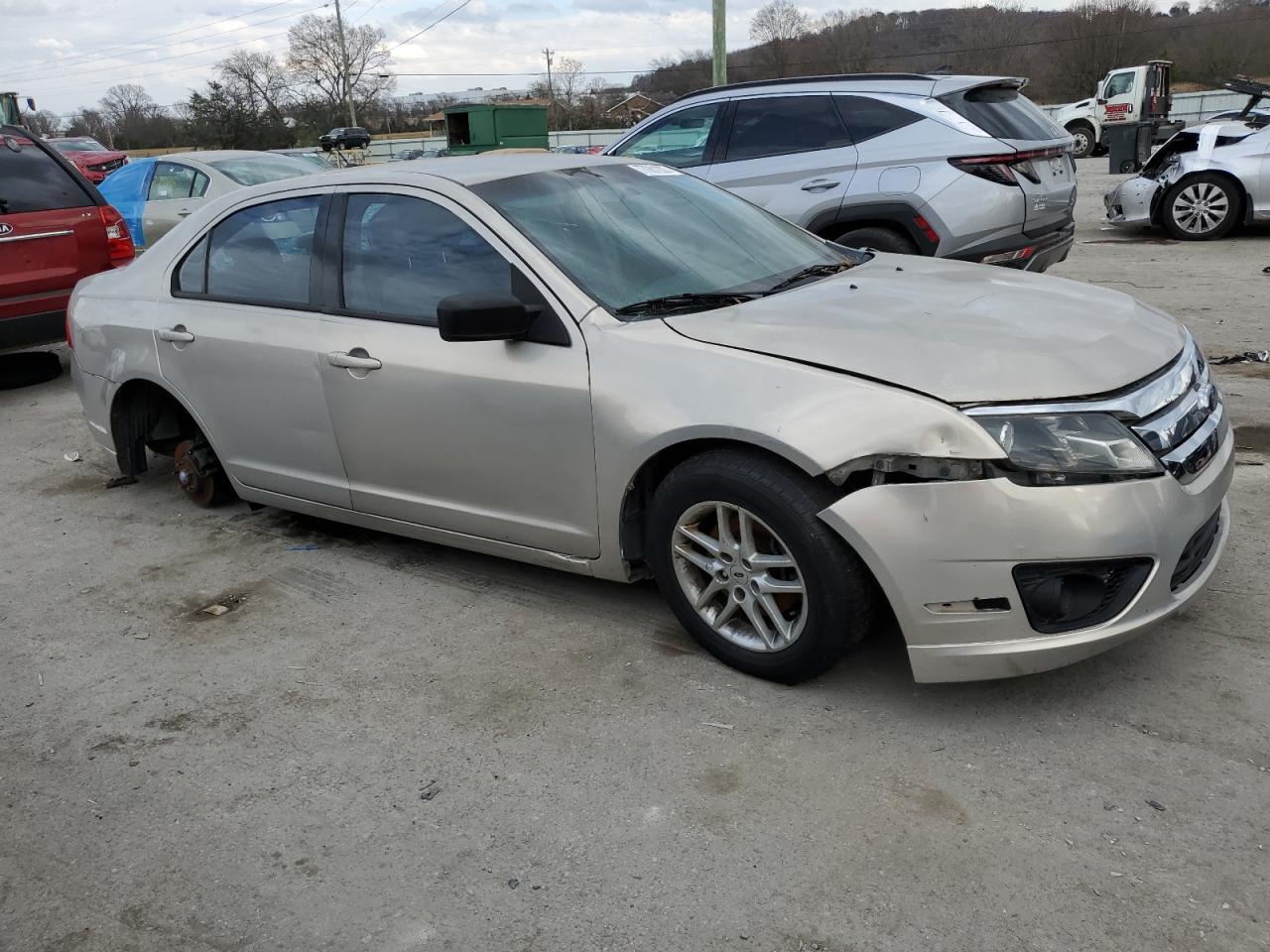 2011 Ford Fusion S VIN: 3FAHP0GA7AR211233 Lot: 62953924